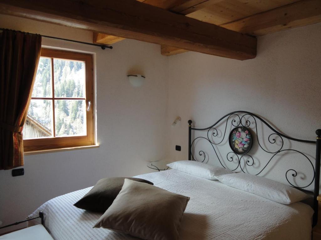 B&B Mas Di Zonadi Рабби Экстерьер фото